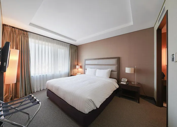 Hotel Western Premier Gangnam 3*